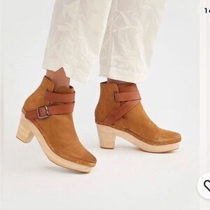 Free People Bungalow Clog Tan Leather Ankle Boots 9